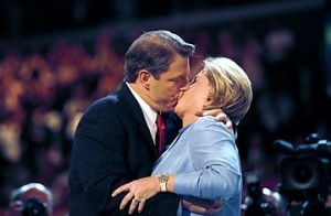 Al and Tipper Gore kiss