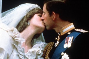 Prince Charles and Princess Diana kiss