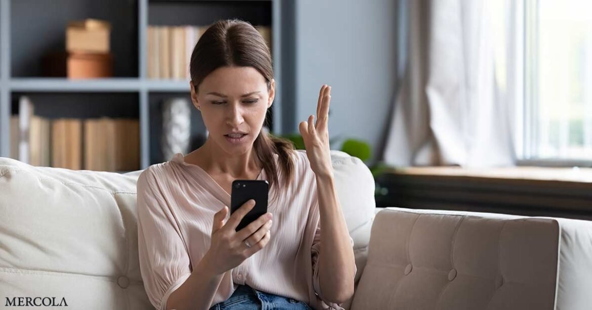 Excessive Social Media Use Makes You More Irritable, Study Finds