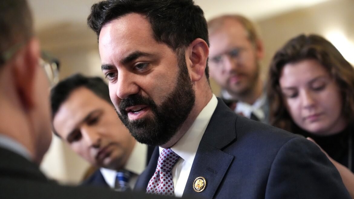 ‘Unacceptable’ to allow ACA subsidies to expire : NPR