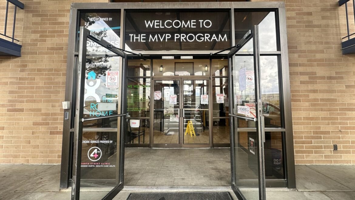 As more seniors become homeless, shelters try to adapt : Shots