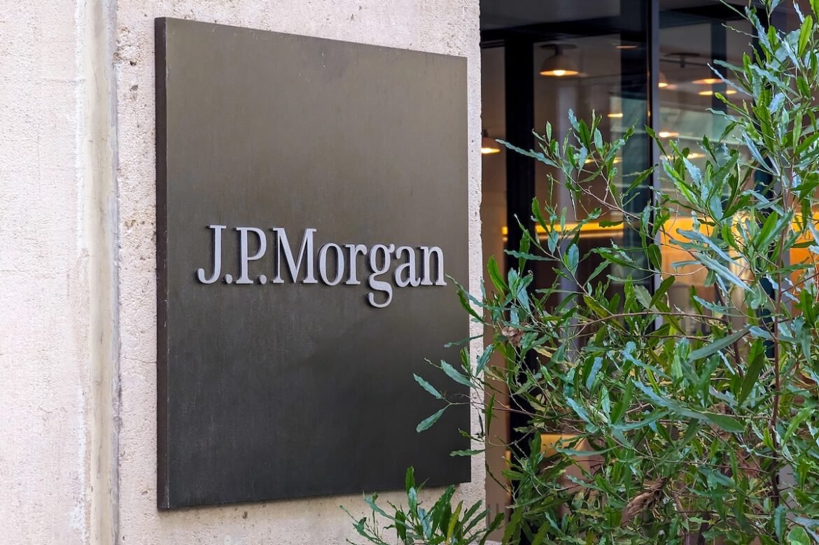 College Tuition Up 914% Since 1983, J.P. Morgan Reports