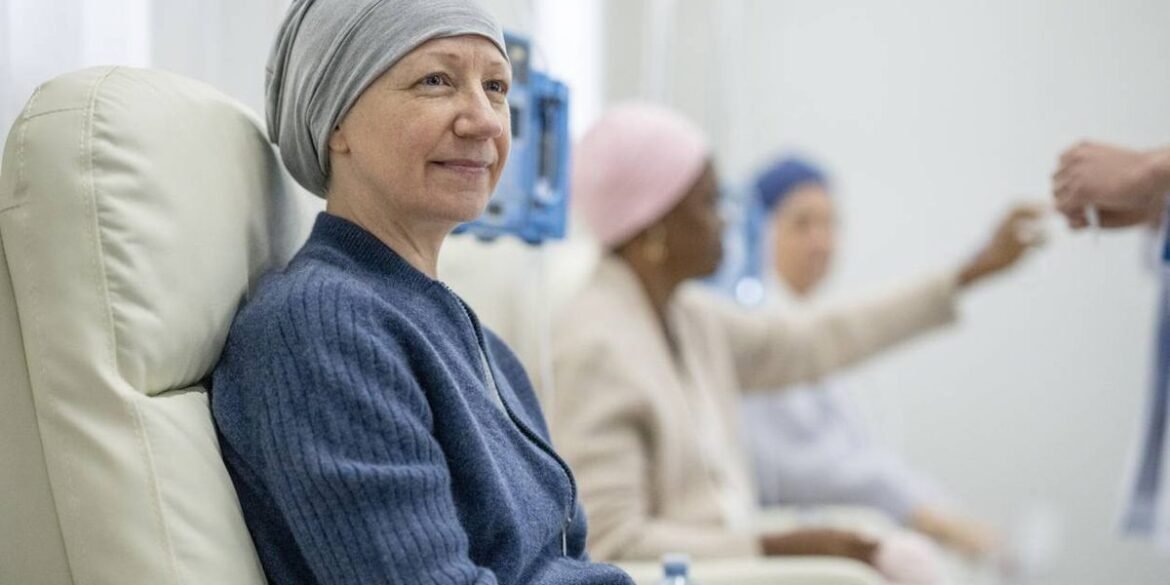 Managing Side Effects of Head and Neck Cancer Treatments