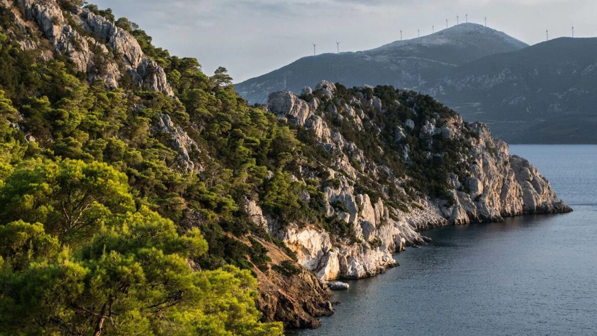 Can 'extinct' volcanoes still erupt? A Greek peak holds surprising clues