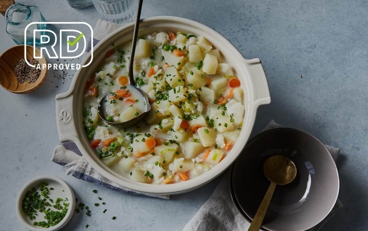Fish Chowder with Potatoes and Leeks