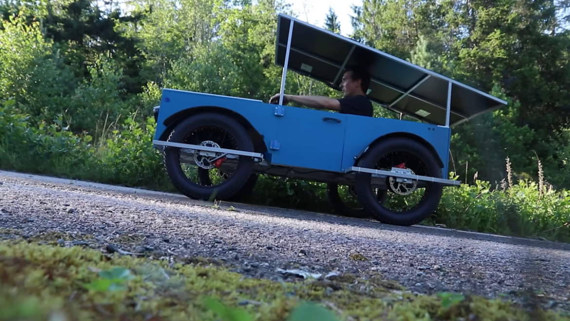 Man builds 30 mph solar car from a pair of e-bikes