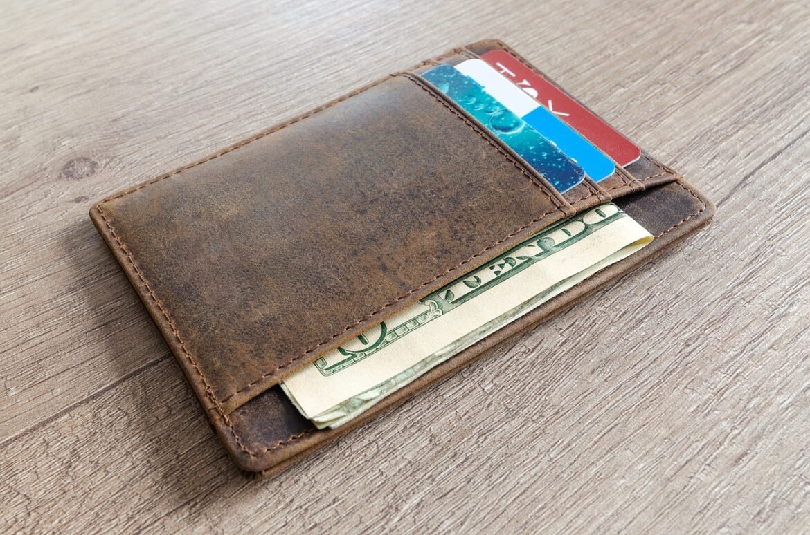 25 Best Leather Wallets Reviewed (2019)