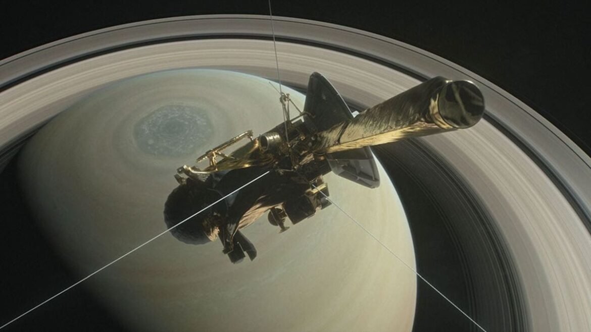 Listen to The Horrifying 'Scream' of Saturn Before Cassini Plunged to Its Death : ScienceAlert