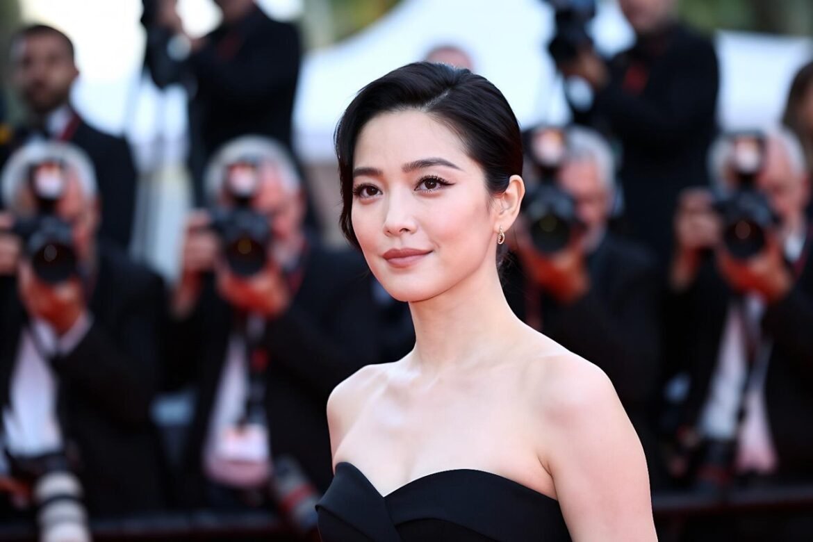 Celebrity News Today: The Stories, the Business, and the Truth Behind the Headlines