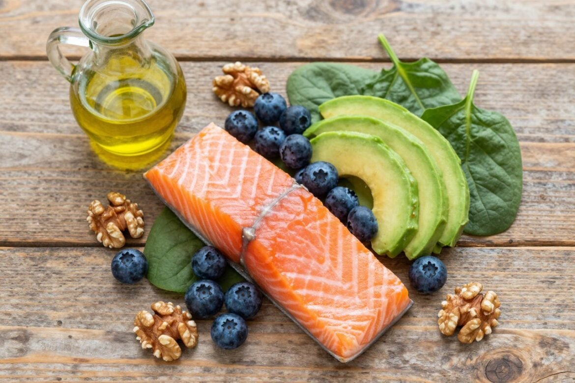Heart Healthy Foods: The Practical Guide to Eating for a Healthier Heart